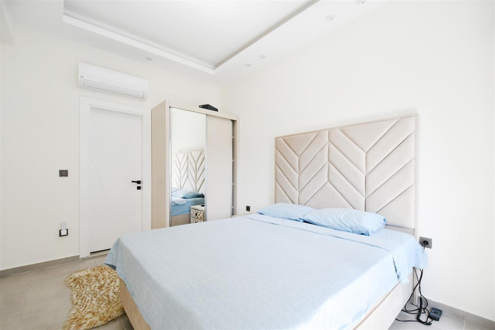 Lejlighed Gokgur 2-bedroom For Rent, 400 Meters From The Sea, Mahmutlar, *